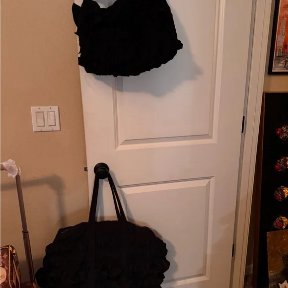 Molly Goddard Hand ruffled Black shoulder bag - Picture 5 of 5